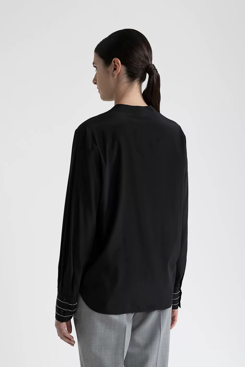 Camicie E Bluse | Peserico Blusa Scollo A V In Crepe De Chine Di Seta Nero