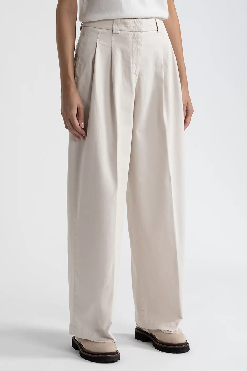 Pantaloni | Peserico Pantalone Con Pieghe In Gabardina Di Cotone Seta E Tencel Beige perla